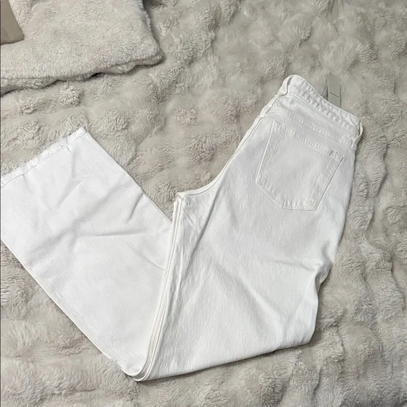 White Denim Jeans- BRAND NEW W TAGS ABERCROMBIE 90'S RELAXED HIGH RISE CURVE LOV - Picture 13 of 14